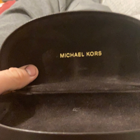 micheal jord women’s sunglasses - Picture 3 of 3